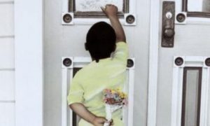 La santità della porta accanto